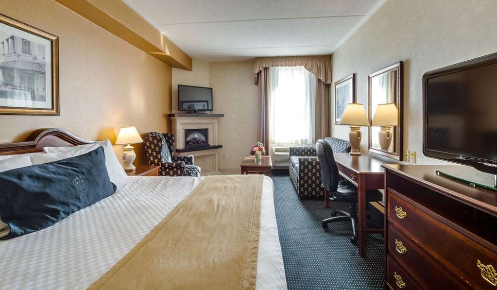 Monte Carlo Inn Airport Suites Mississauga Szoba fotó